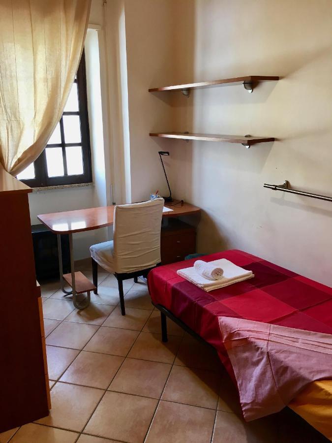 Casa Delfino - Appartamento Centro Storico A Due Passi Dalla Spiaggia & Mare, Porto & Ferrovia Civitavecchia Eksteriør bilde