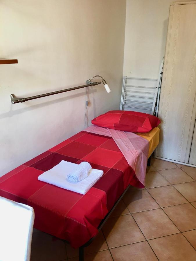 Casa Delfino - Appartamento Centro Storico A Due Passi Dalla Spiaggia & Mare, Porto & Ferrovia Civitavecchia Eksteriør bilde