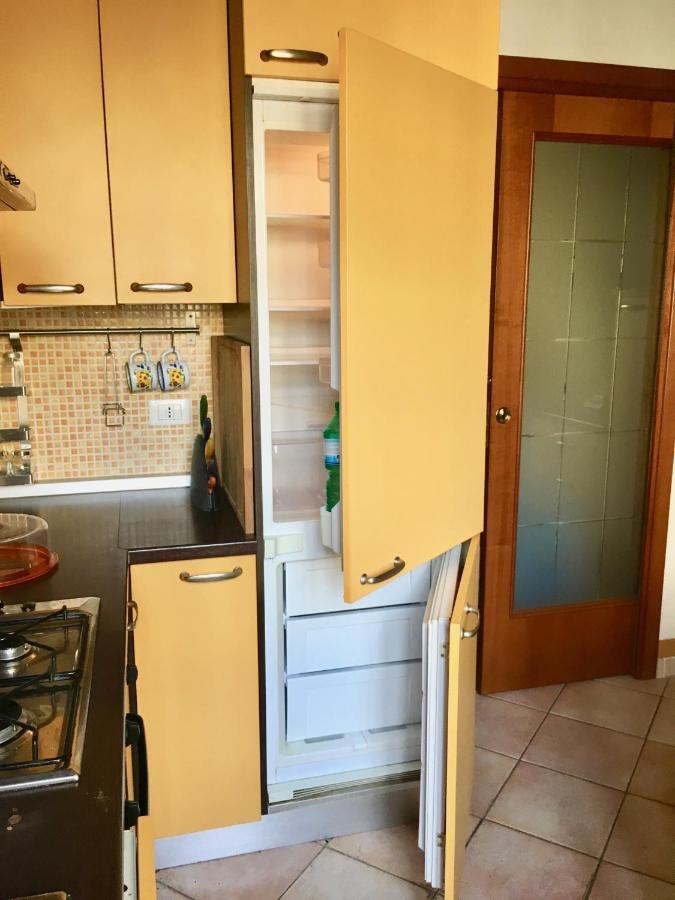 Casa Delfino - Appartamento Centro Storico A Due Passi Dalla Spiaggia & Mare, Porto & Ferrovia Civitavecchia Eksteriør bilde